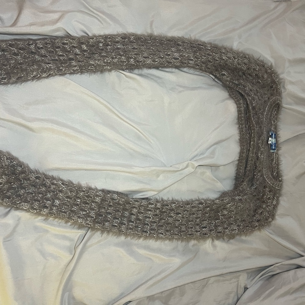 Urban outfitters bolero size medium fits small and medium. Great condition - Picture 5 of 7